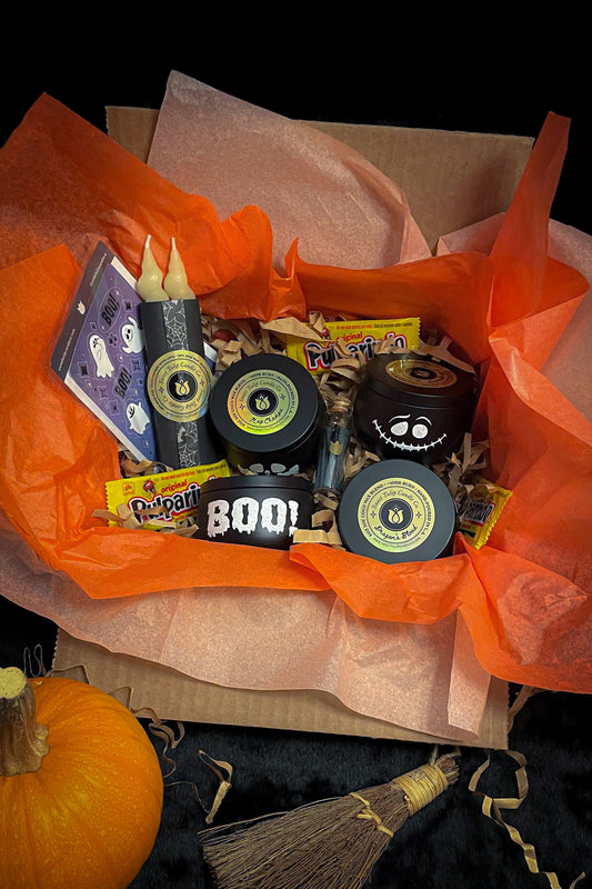 Halloween Cauldron Candle Gift Set - Sweet Tulip Candle Co.